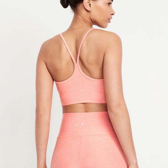 NWT OLD NAVY Light Support Cloud+ Sports Bra Color: Nectar - Picture 3 of 8